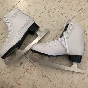 White figure skates